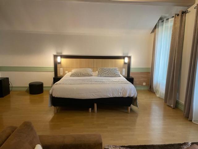 Hotel Le Байо Екстер'єр фото